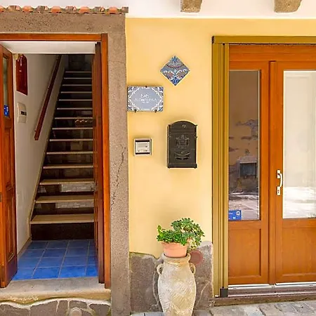 Alessandrab&b Bed and Breakfast 4*