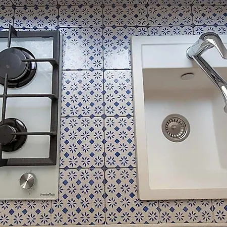 Alessandrab&b Bed and Breakfast Λίπαρι